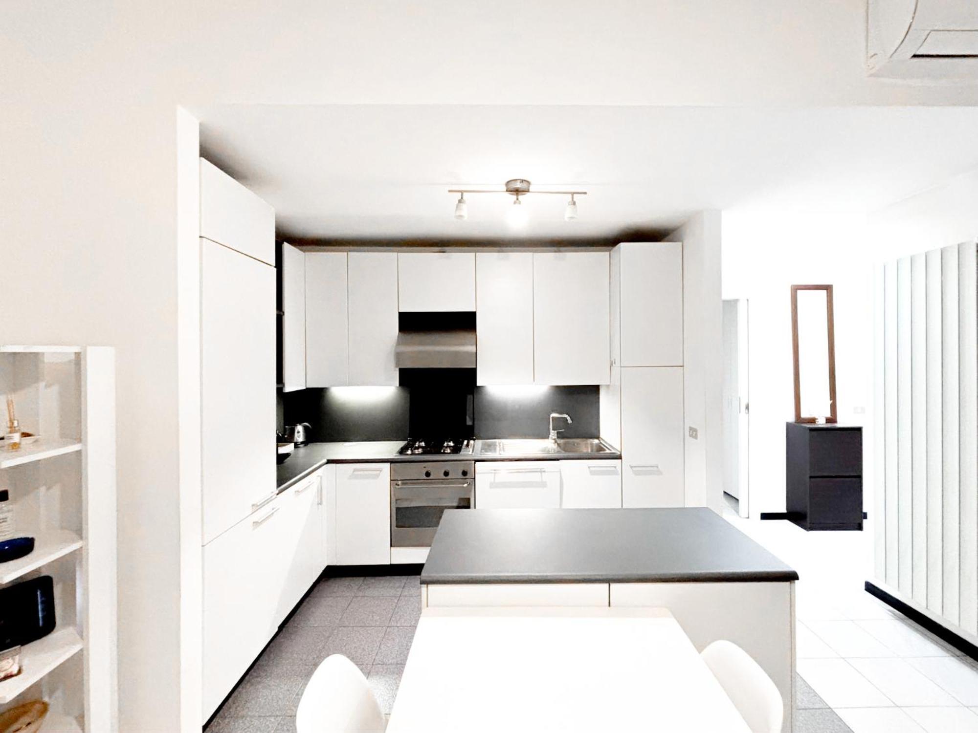 Sweet Staying At Large 3rooms In Navigli Appartamento *